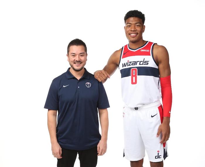 1573194197178064.jpg 最有商业价值的新秀,不是那个叫锡安的男人